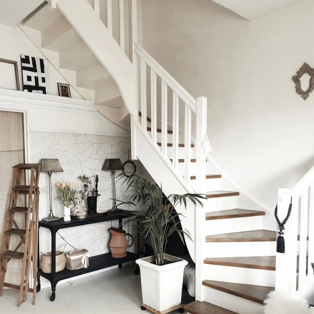 Simple stair makeover ideas