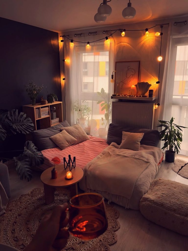 Friendly Cozy Bedroom