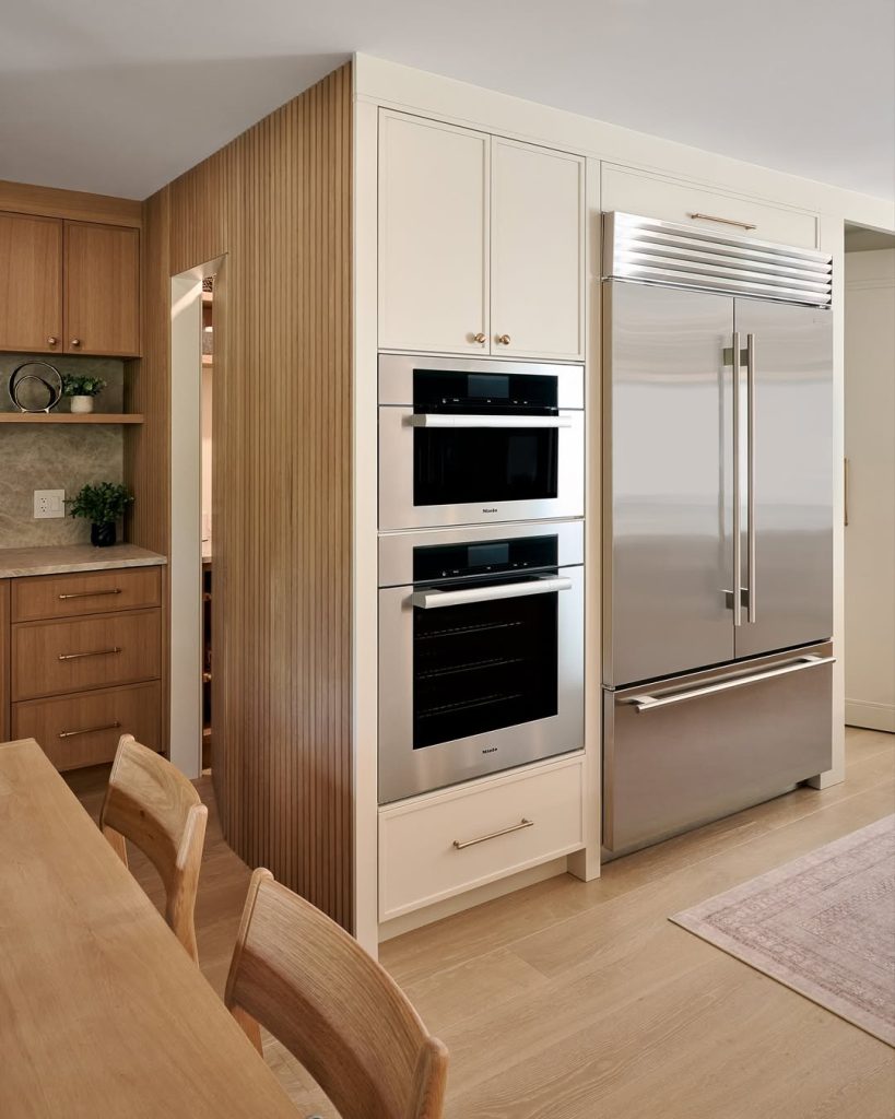 Kitchens with Double Ovens and Wall Ovens