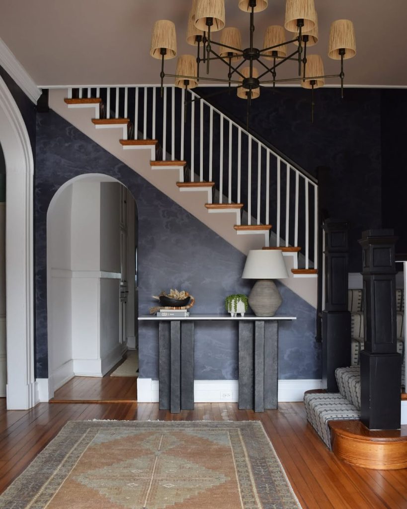 Entry Ideas for a Functional and Welcoming Foyer