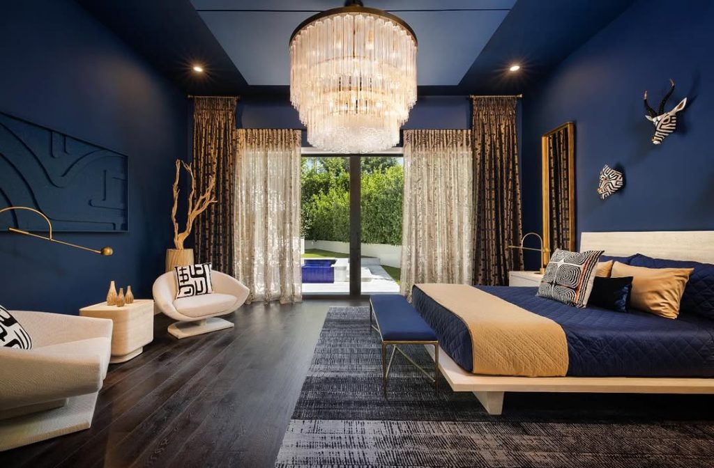 Relaxing Blue Bedroom