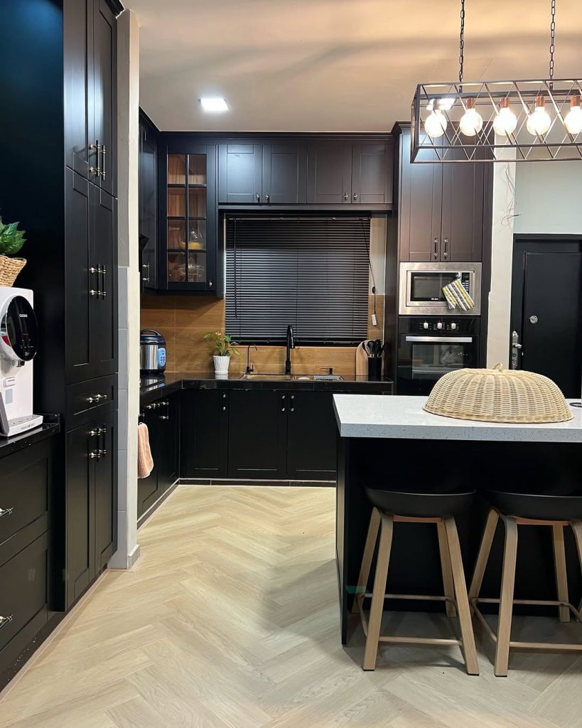 Black kitchen cabinet ideas with a balanced modern feel