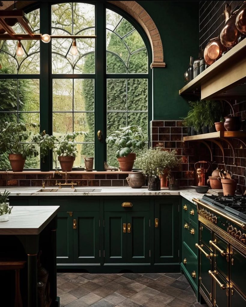 Deep Forest Green Kitchen Ideas With Bold Personality