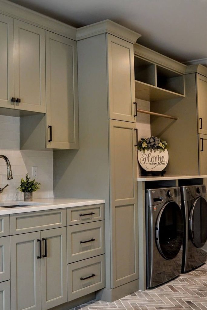 Double-Wide Laundry Room Remodel Ideas