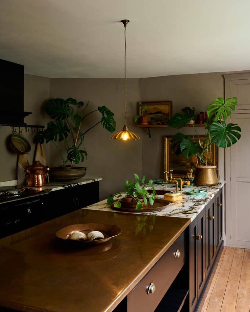 Black and Yellow Kitchen Design Ideas