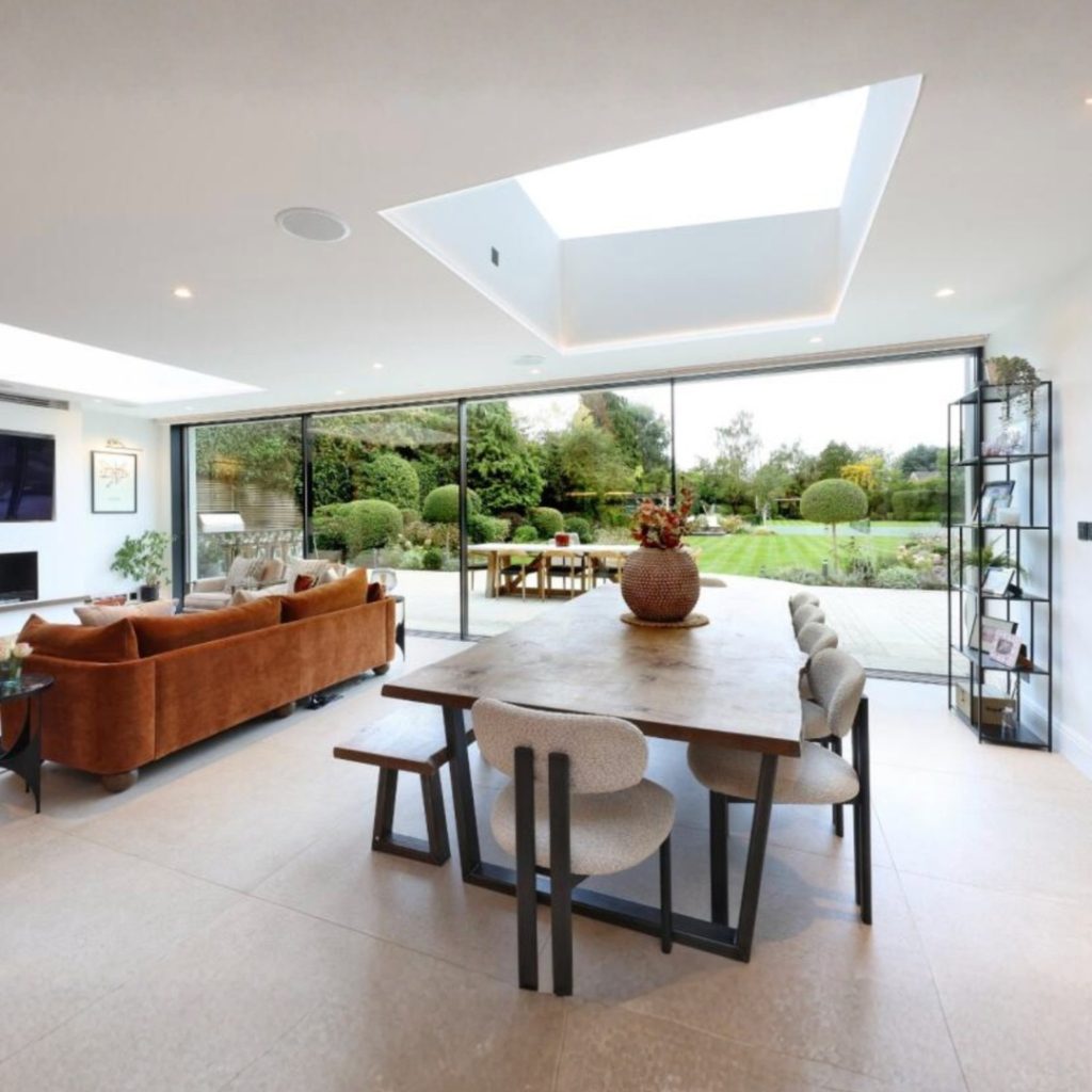 Getting the Dining Area Layout Right in Open Spaces