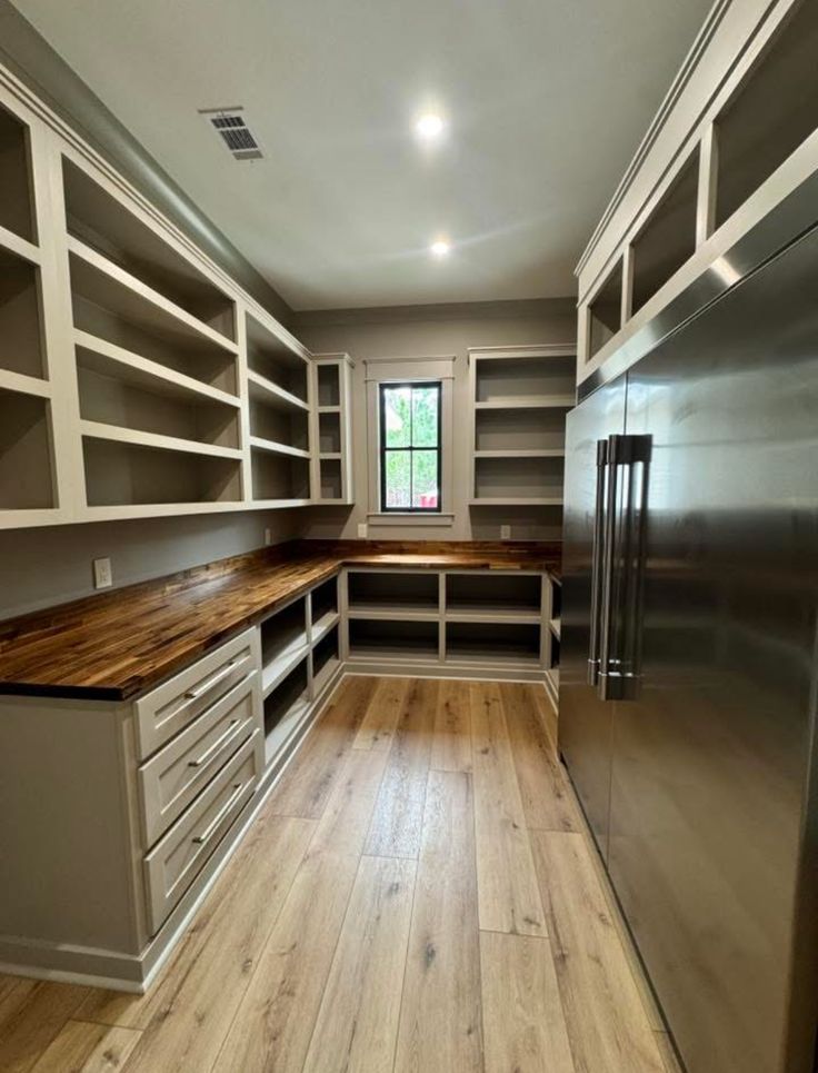  Walk-In Pantry Layout with Freezer Double Storage Options