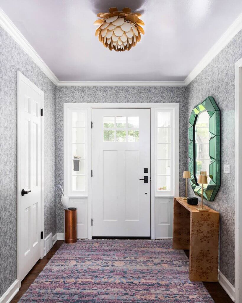 Space-Saving Small Entryway Ideas With Style
