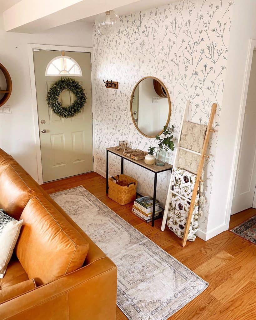 Apartment Entryway Designs for Small Living Spaces