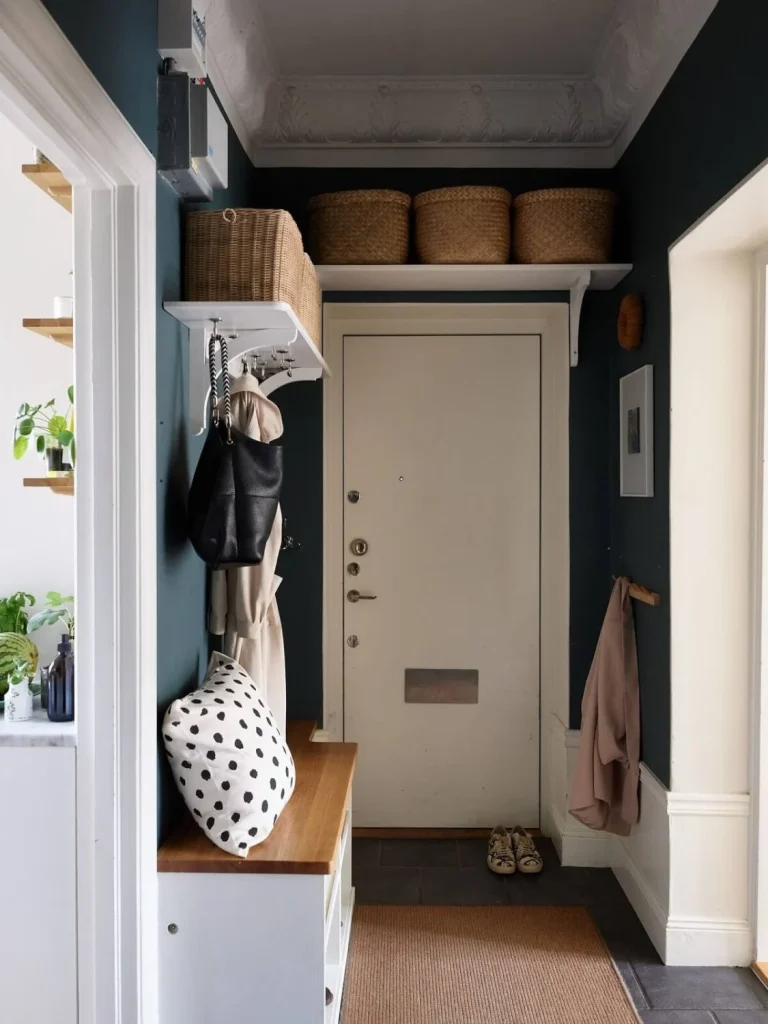Smart Organization Systems for Compact Entryways in 2026 Homes