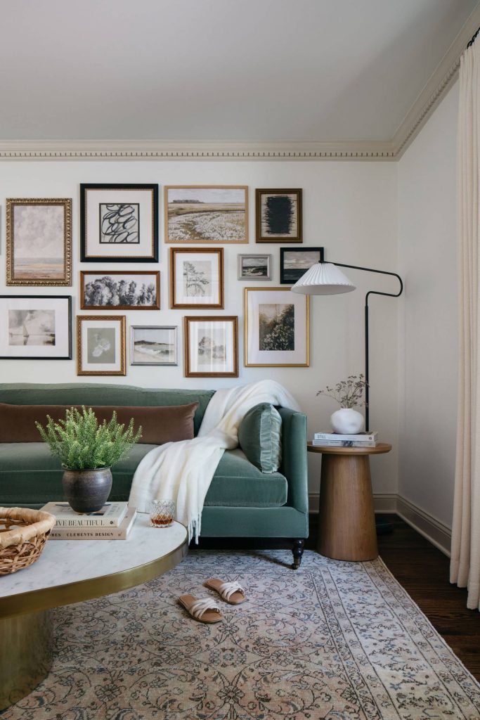 Small Apartment Living Room Ideas for Women