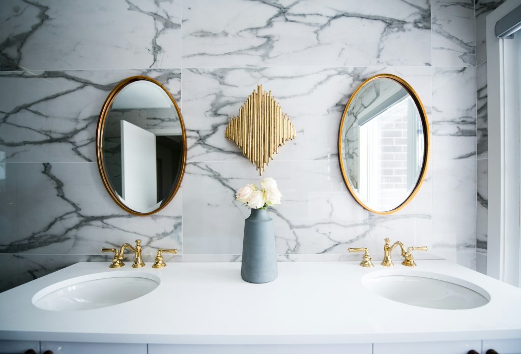 Bathroom Wall Decor